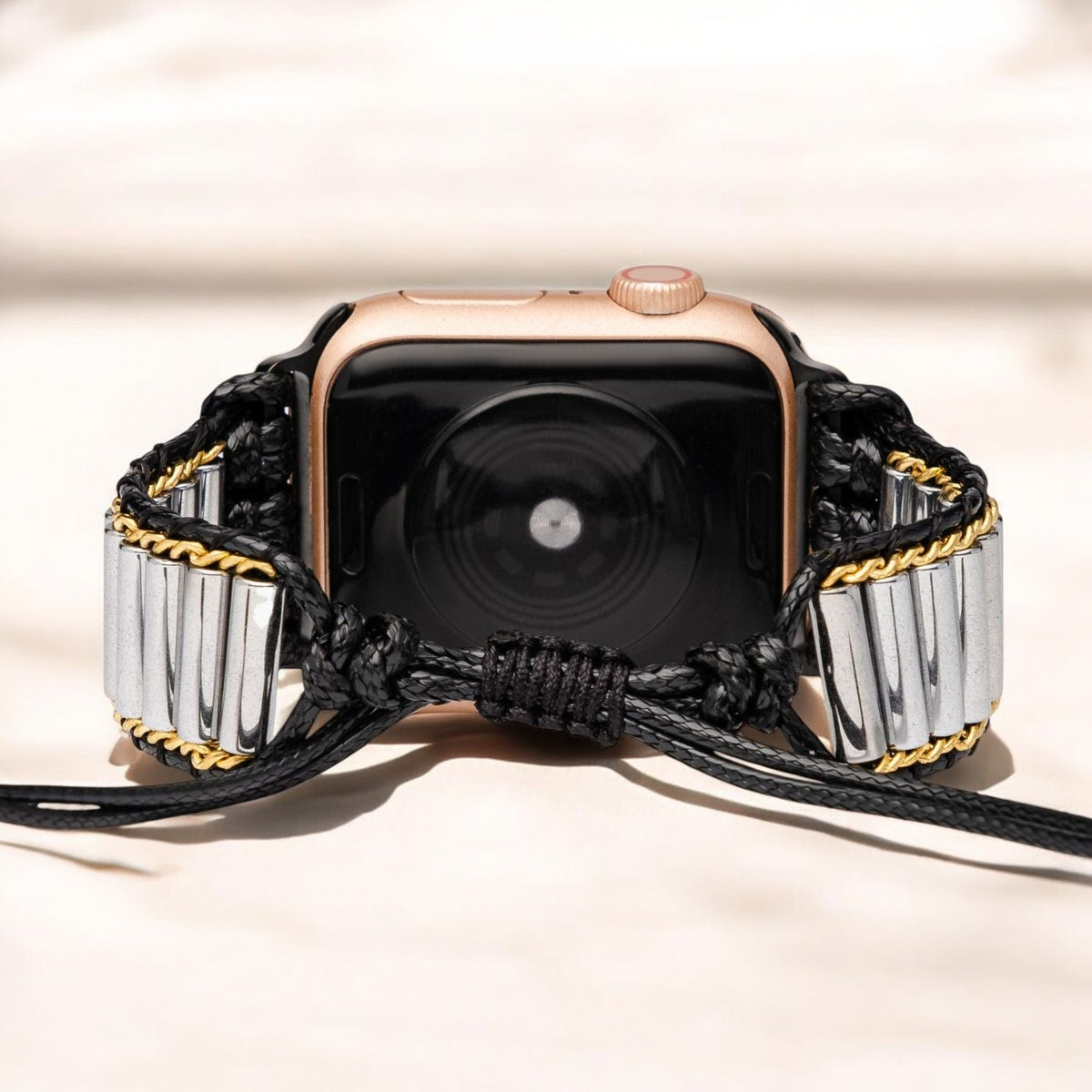 パンクボヘミアンメタリックApple Watchストラップ