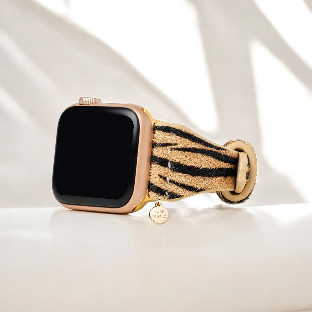 エレガントなストライプレザーのApple Watchストラップ