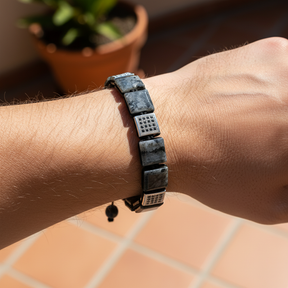 メンズ ブラック ラブラドライト ブレスレット