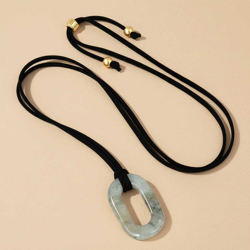 スエード ラブラドライト セレニティ ネックレス