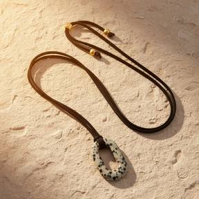 スエード ターコイズ セレニティ ネックレス