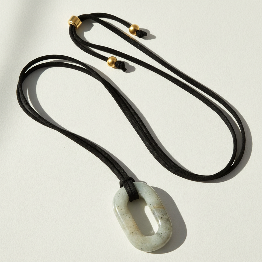 スエード ラブラドライト セレニティ ネックレス