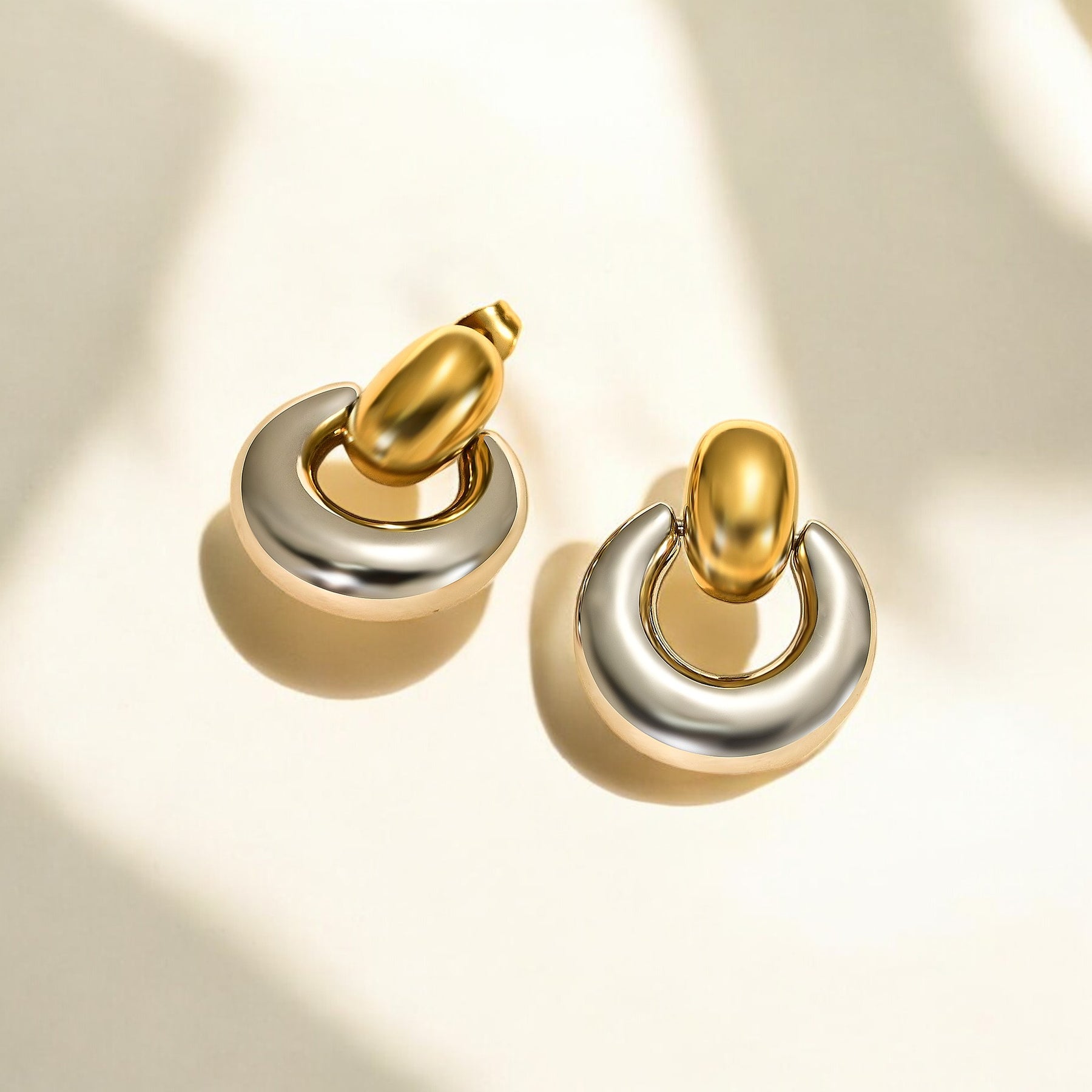 エクリプス ハーモニー フープ ピアス